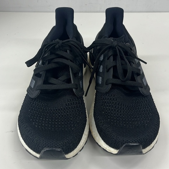 Adidas Women’s Ultraboost 20 Shoe's in Black Size 5.5 - Picture 3 of 9
